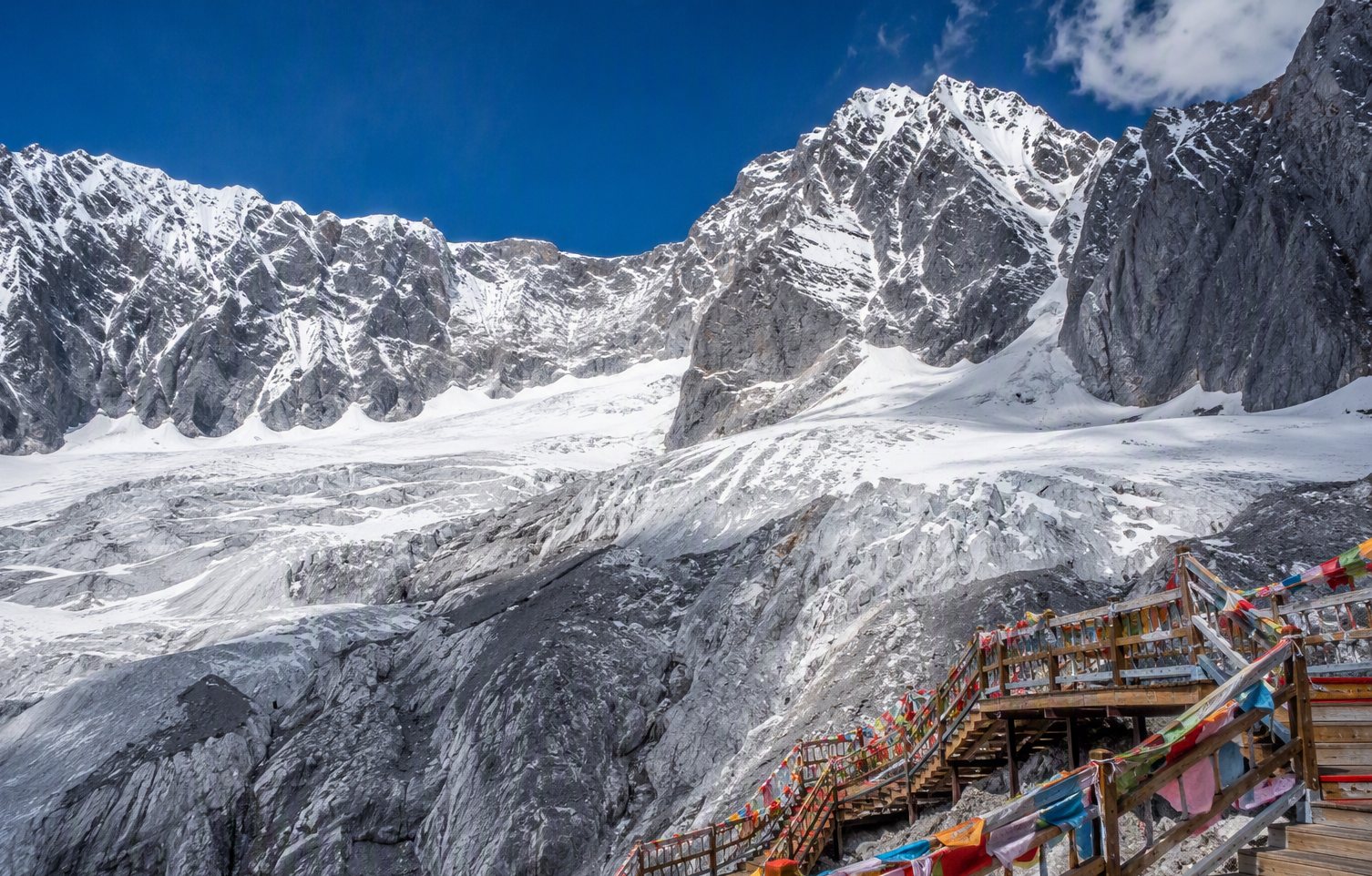 Yulong Snow Mountain — the 4,680m platform on the Northern Hemisphere's southernmost glacier