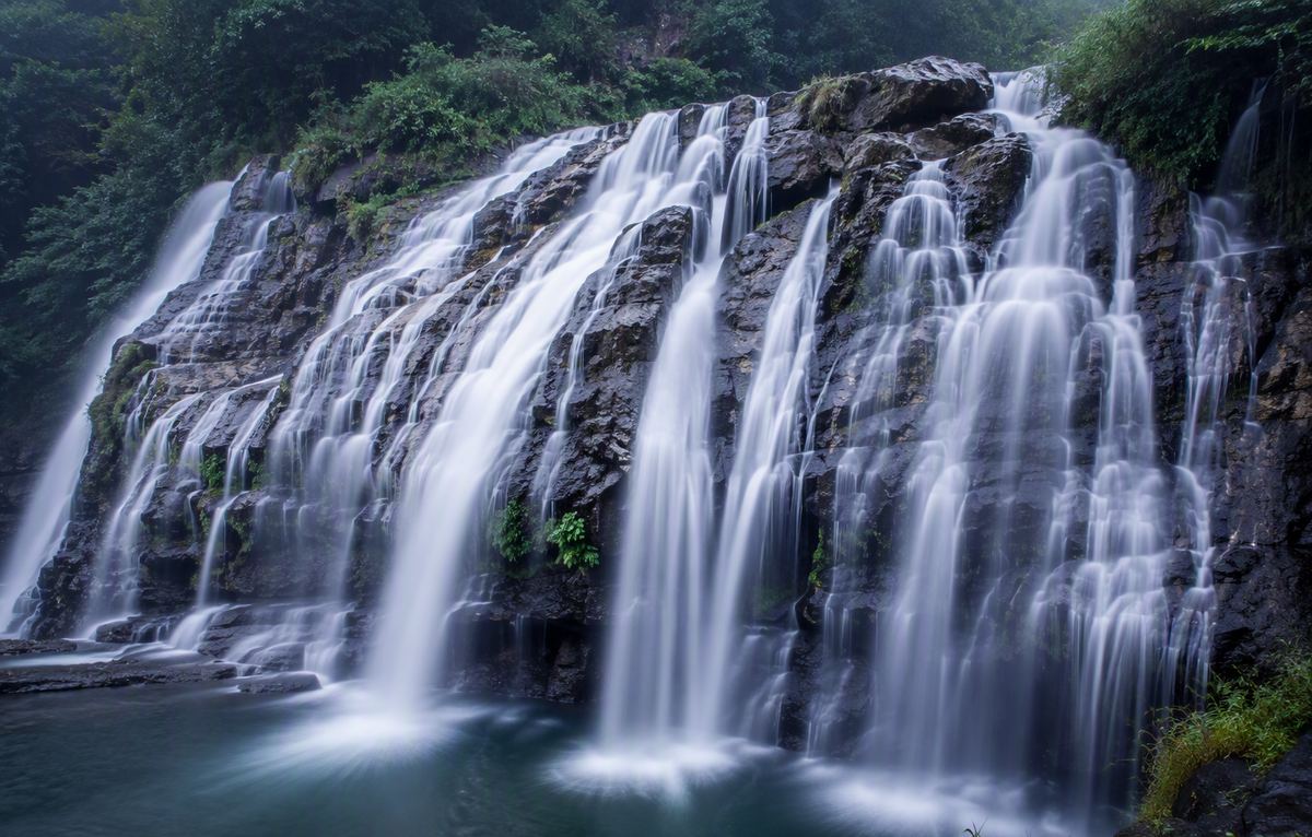 Silver Chain Falls at Tianxingqiao